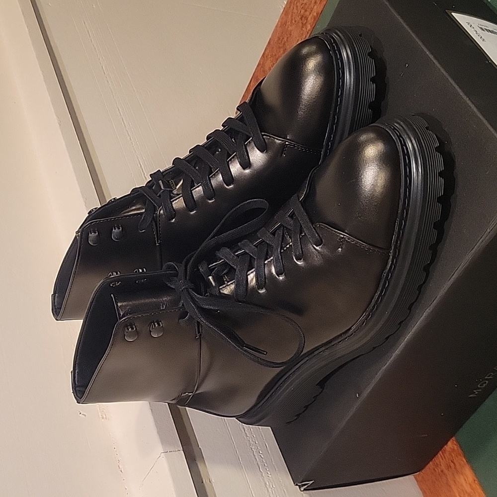 Moral Code Logan boots